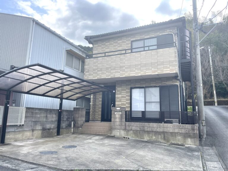 徳島市勝占町中山　4DK　1,480万